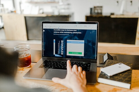 how to pick up an email autoresponder service